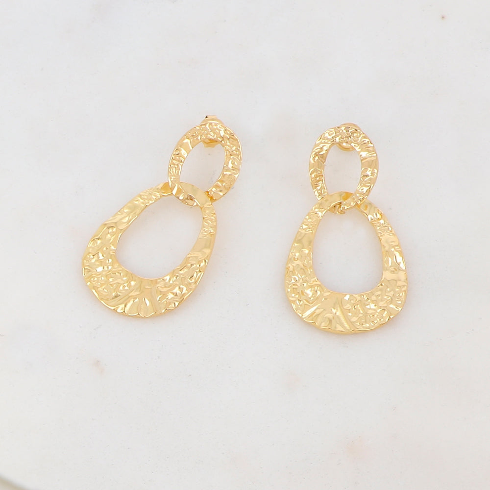 Boucles d'oreilles pour femme en acier inoxydable dorées à l'or fin joliment martelées en forme de goutte | Mathilde et Filles - Bijoux Maroc