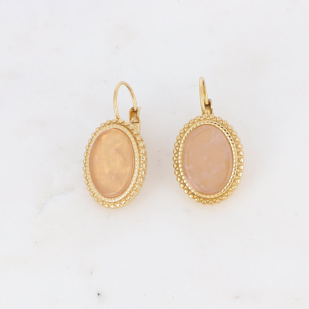 Mathilde & Filles | Boucles d'oreilles en acier inxoydable de forme ovale serties d'une pierre fine Agate beige