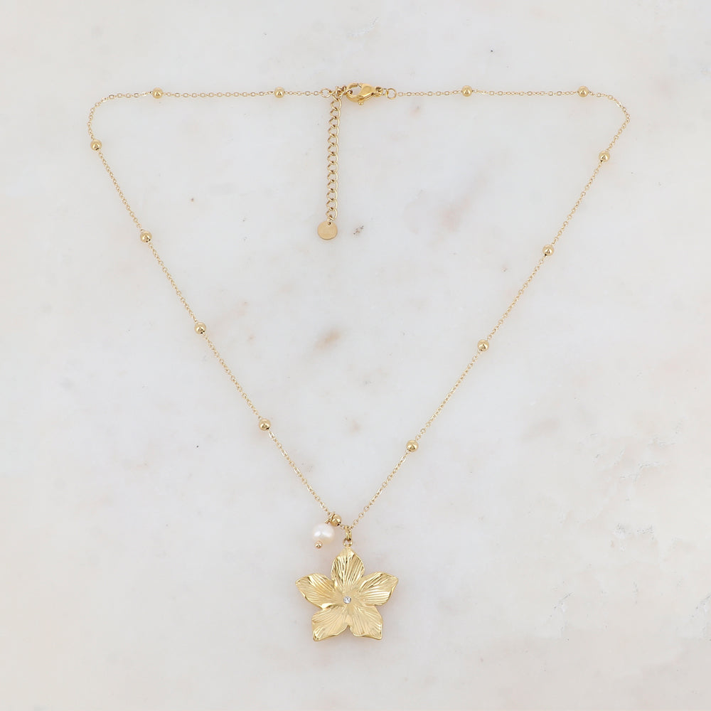 Collier avec chaine à boules et pendentif fleur orné d'une perle d'eau douce blanche | Mathilde & Filles