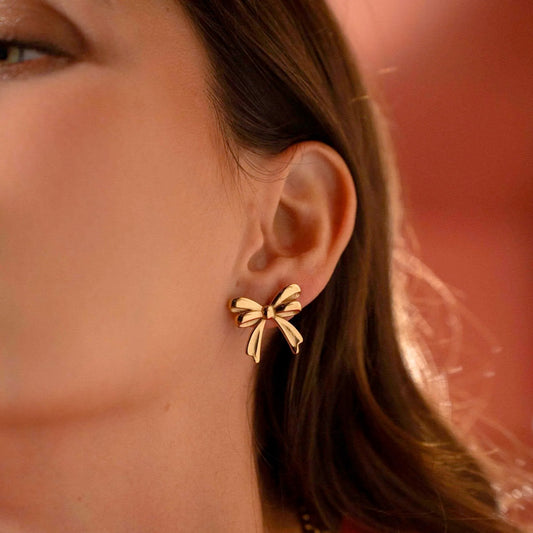 Mathilde & Filles | Boucles d'oreilles en acier inoxydable en forme de nœud 