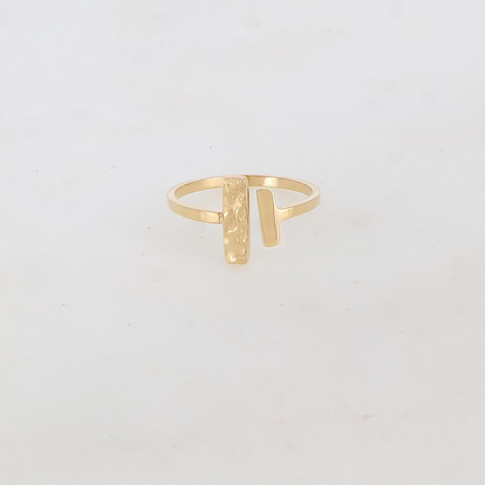 Mathilde & Filles| Bague pour femme embellie de deux barres une lisse et une martelée