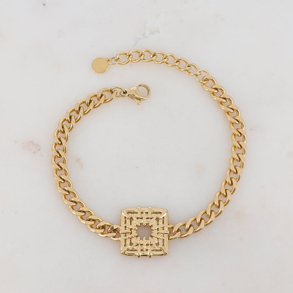 Mathilde & Filles bijoux | Bracelet grosse maille en acier inoxydable embellie d'un cabochon carré joliment ajouré