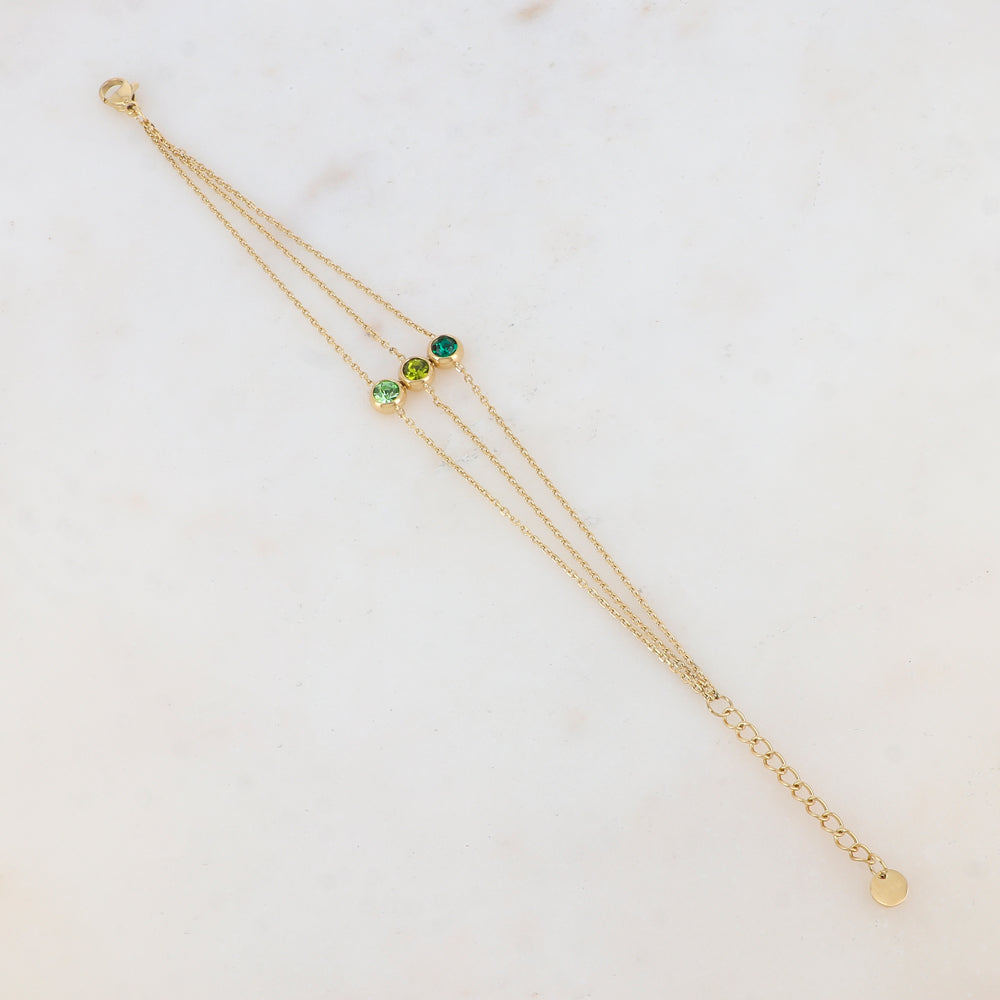 Bracelet en acier inoxydable pour femme serti de zircons verts sur trois chaines fines | Mathilde & Filles