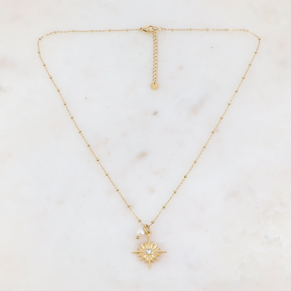 Collier femme embelli d'une toile scintillante e d'une perle d'eau douce ainsi qu'un zircon blanc | Mathilde & Filles