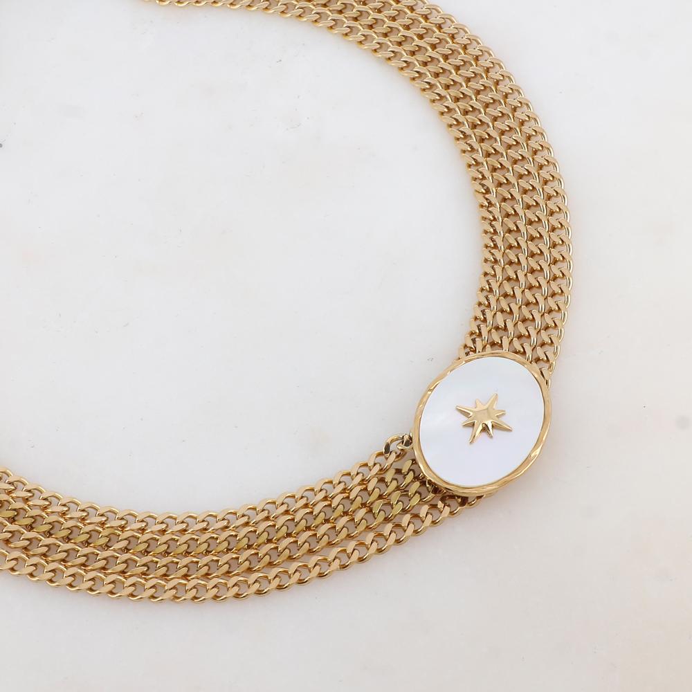 Mathilde & Filles | Collier en acier inoxydable à maille plate serti d'une pièce de nacre et une étoile scintillante
