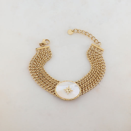 Gourmette en acier inoxydable pour femme composée de cinq chaines et ornée d'une pièce de nacre blanche | Mathilde & Filles bijoux