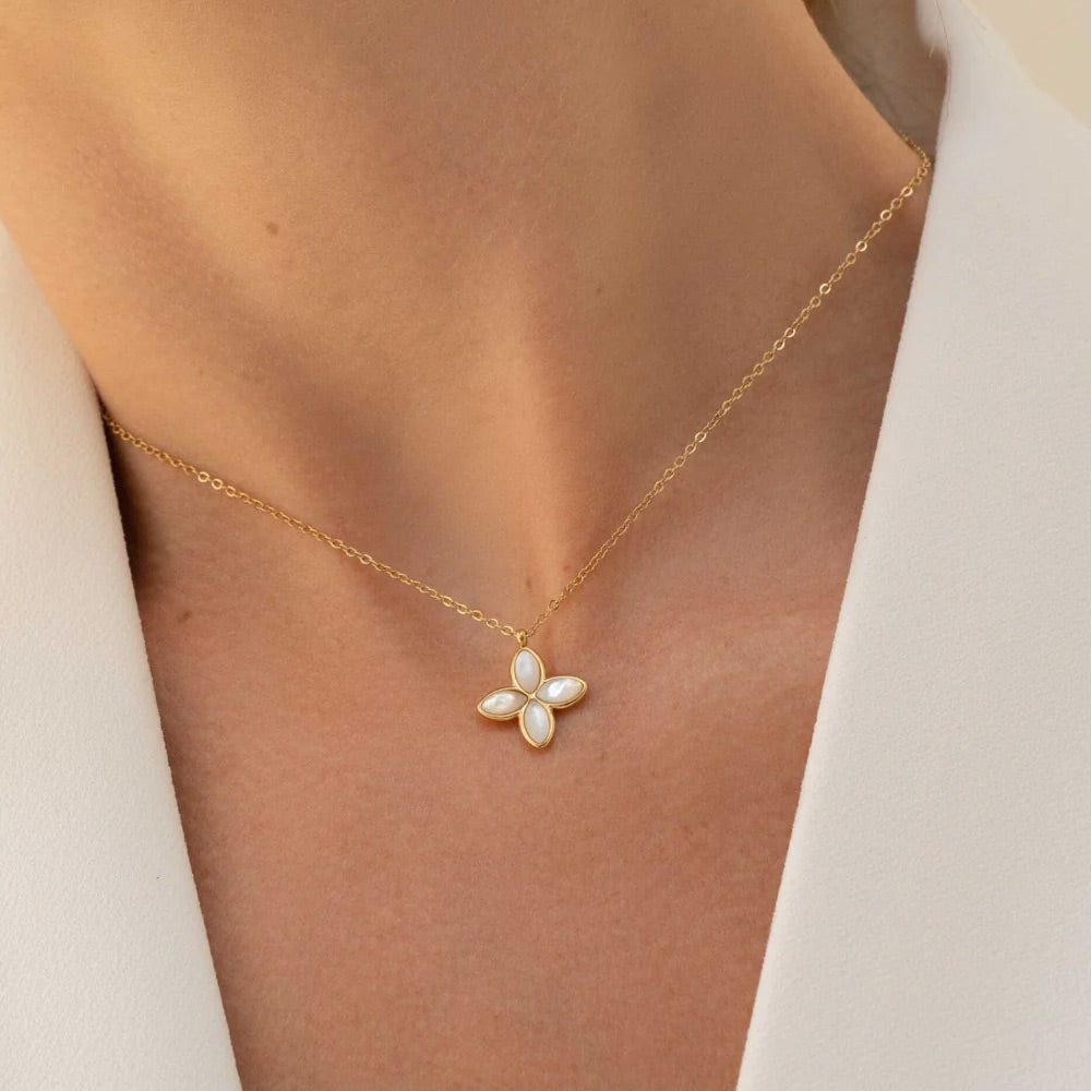 Collier Radia