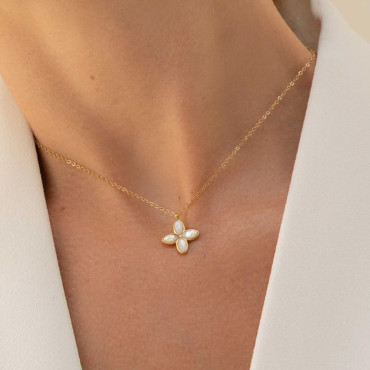 Collier Radia