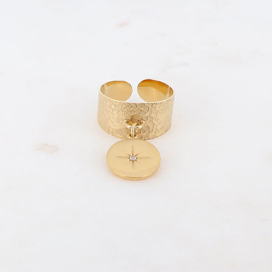 Mathilde & Filles | Bague en acier inoxydable embelli d'un anneau martelé et une pampille ronds avec étoile scintillante enveloppant un zircon